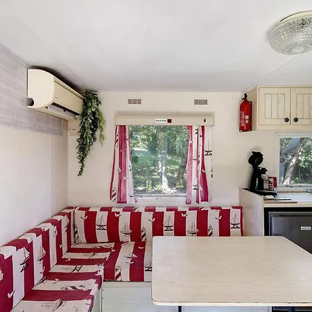 Mobilehome Chez Dede Ferienhaus *